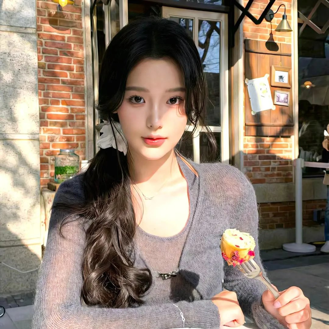 明天，我会成为谁的女友